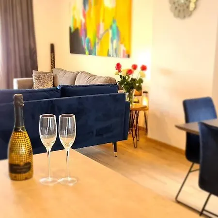 Apartment Luxury Isabel *